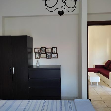 Anastasia'S & Despoina'S Apartment Serres Bagian luar foto